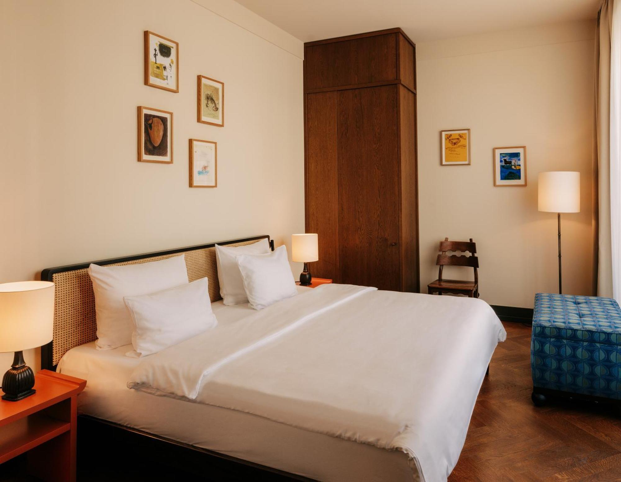 Boutique Hotel Chateau Royal 베를린 외부 사진 A bedroom at the hotel